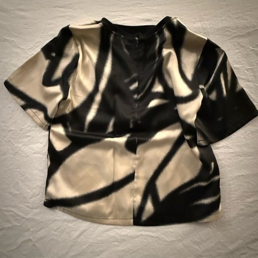 DKNY Womens‎ Graffiti Satin Top Black Cream P51ATQ32 XS NWT